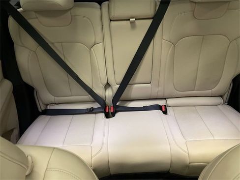 Used 2022 Jeep Grand Cherokee Limited 4xe w/ Luxury Tech Group II image 23