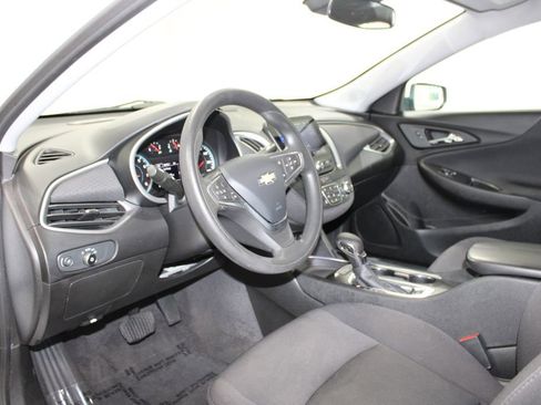 Used 2023 Chevrolet Malibu LT image 21