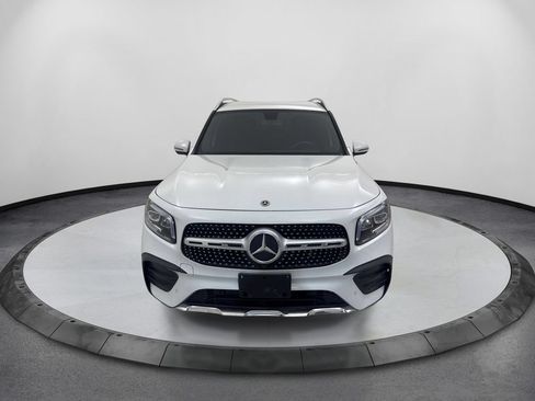 Used 2021 Mercedes-Benz GLB 250 image 2