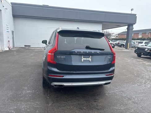 Used 2020 Volvo XC90 T6 Momentum w/ Protection Package image 17