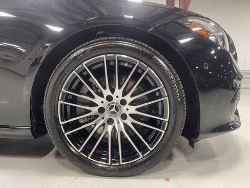 Used 2025 Mercedes-Benz C 300 4MATIC Sedan image 16