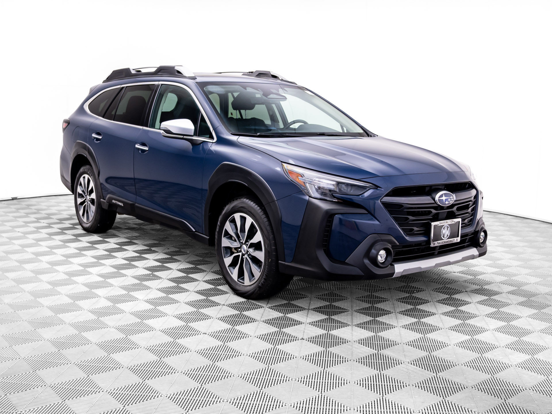 Used 2023 Subaru Outback Touring XT AWD/4WD image 8