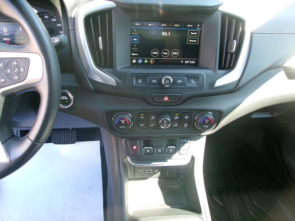 Used 2019 GMC Terrain SLE w/ Driver Convenience Package AWD/4WD image 16