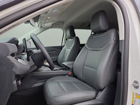 New 2026 Ford Explorer Active w/ Active Comfort Package image 15
