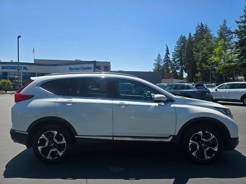 Used 2018 Honda CR-V Touring image 9