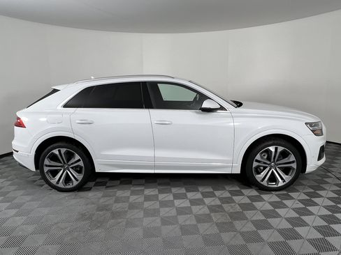 Used 2019 Audi Q8 Premium Plus w/ Premium Plus AWD/4WD image 14
