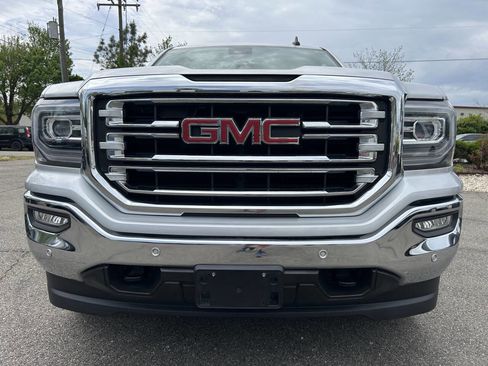Used 2018 GMC Sierra 1500 SLT image 16