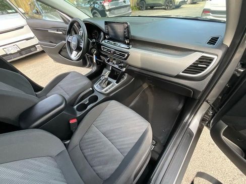 Used 2023 Kia Seltos LX image 31