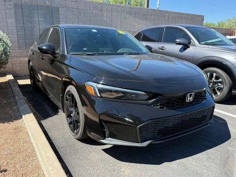 Used 2025 Honda Civic Sport image 5