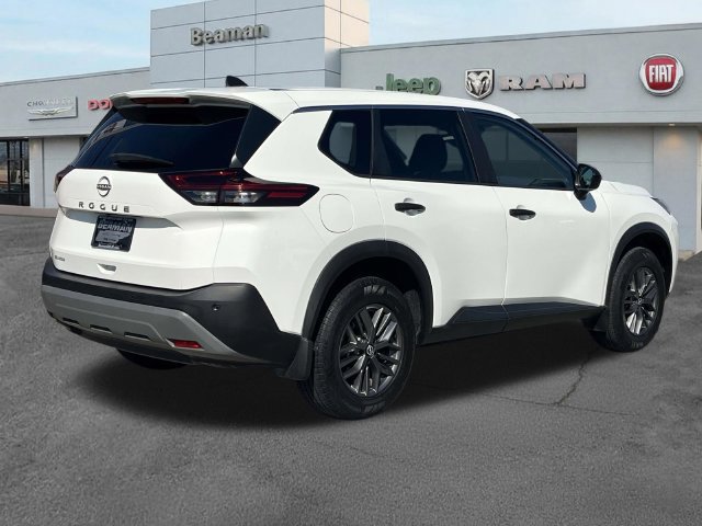 Used 2022 Nissan Rogue S FWD image 7