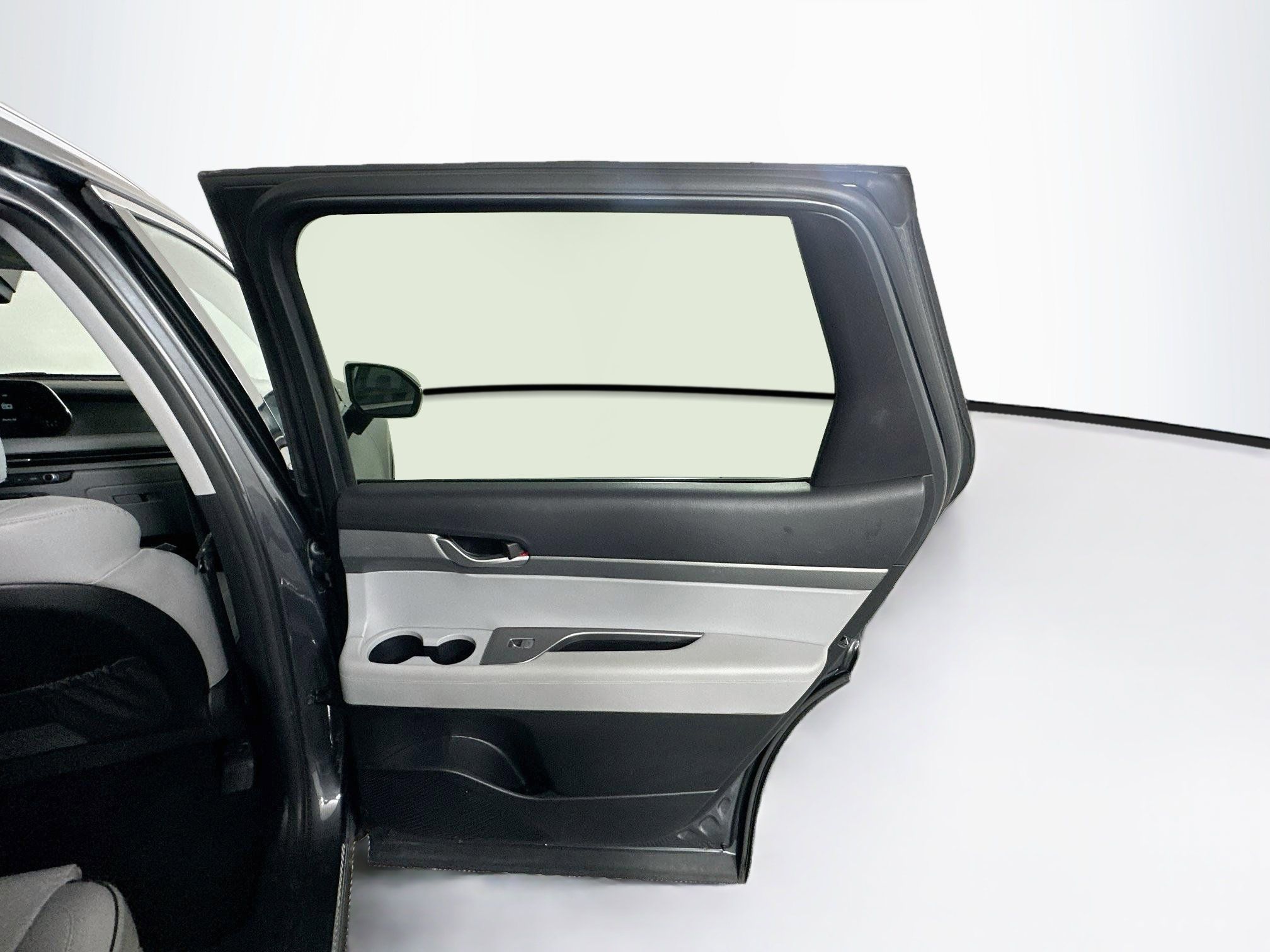 Used 2025 Hyundai Palisade SEL FWD image 31