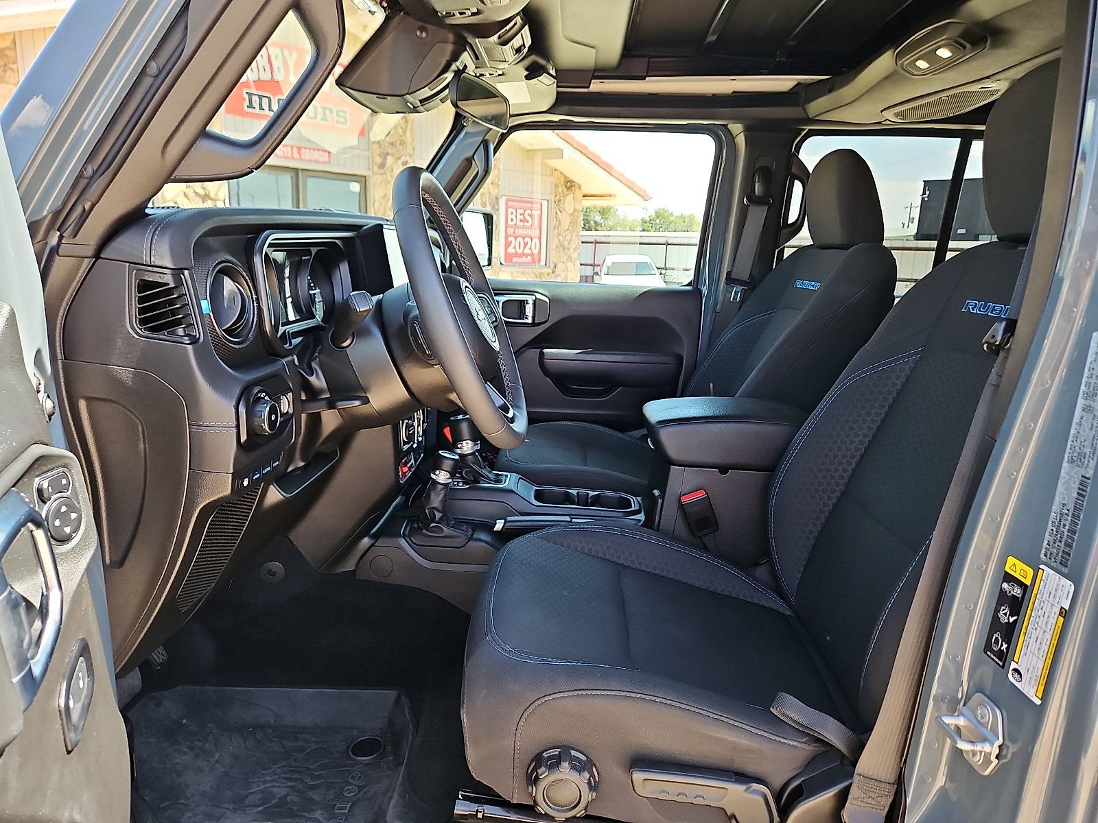 Used 2025 Jeep Wrangler Unlimited Rubicon 4xe w/ Safety Group AWD/4WD image 10