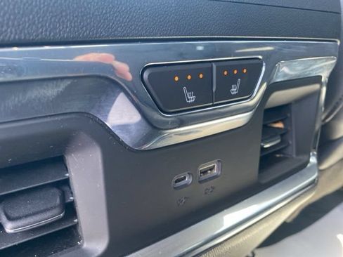 Used 2024 Chevrolet Silverado 2500 LTZ w/ LTZ Convenience Package AWD/4WD image 26