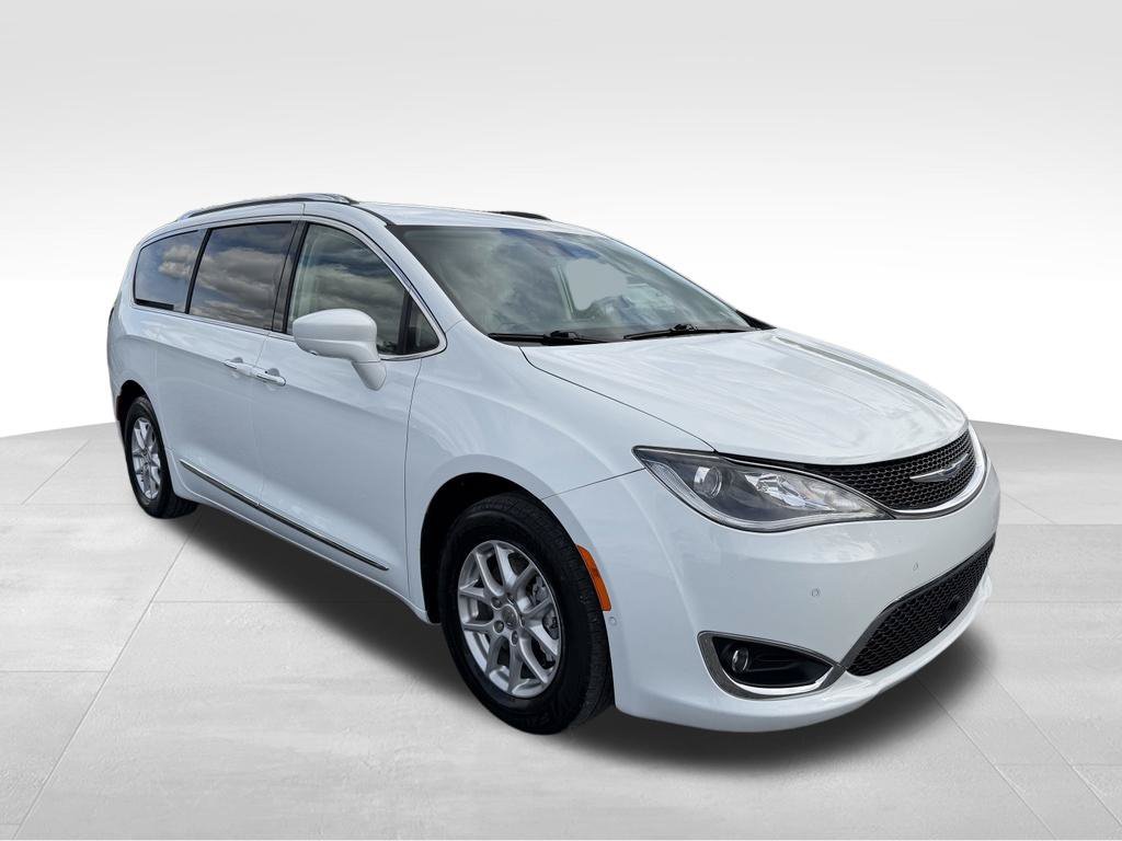 Used 2020 Chrysler Pacifica Touring-L w/ Advanced Safetytec Group FWD image 25