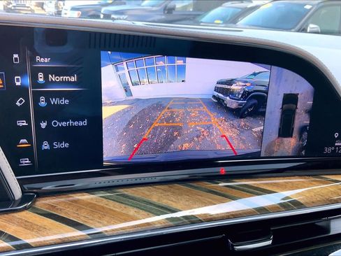 Used 2023 Cadillac Escalade ESV Sport Platinum image 28