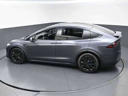 Used 2022 Tesla Model X AWD/4WD image 41