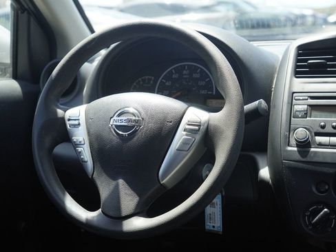 Used 2018 Nissan Versa S Plus FWD image 25