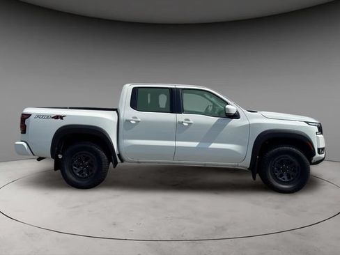Certified 2025 Nissan Frontier PRO-4X w/ Interior Protection Package AWD/4WD image 5