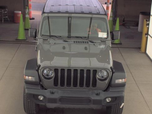 Used 2021 Jeep Wrangler Unlimited Sport AWD/4WD image 2