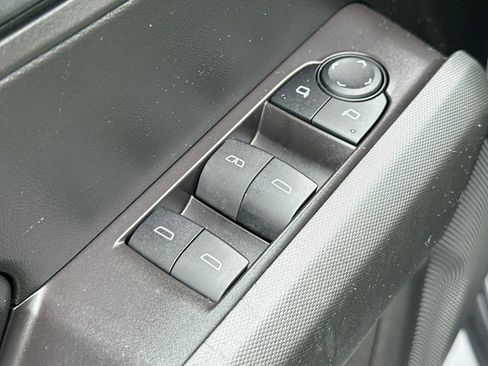 Used 2024 Chevrolet Colorado Trail Boss w/ Advanced Trailering Package image 18