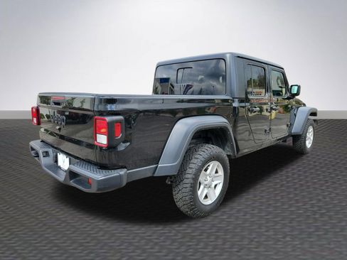 Used 2023 Jeep Gladiator Sport image 5