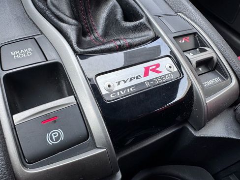 Used 2019 Honda Civic Type R image 25
