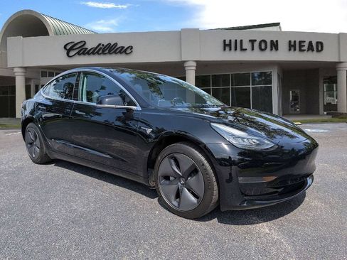 Used 2018 Tesla Model 3 Mid Range RWD image 1