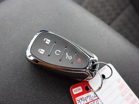 Used 2024 Chevrolet Equinox LT w/ LPO, Floor Liner Package image 35