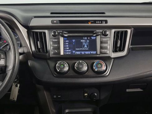 Used 2017 Toyota RAV4 LE w/ Carpet Mat Package FWD image 22