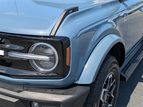 New 2025 Ford Bronco Outer Banks image 9