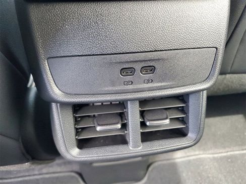 New 2026 Chevrolet Equinox LT w/ Convenience Package II image 12