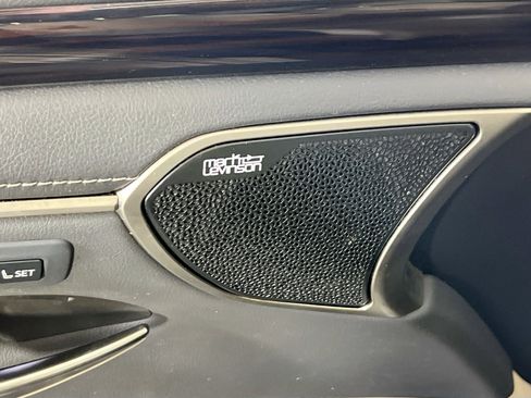 Used 2021 Lexus ES 300h Ultra Luxury w/ Accessory Package 2 image 19