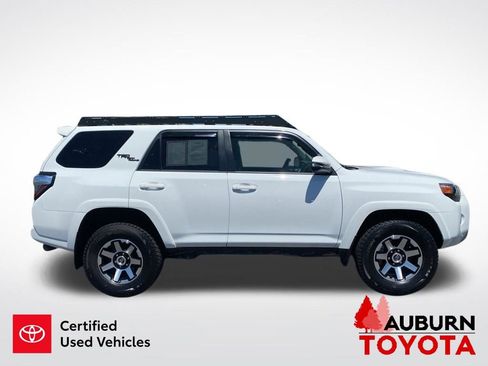 Certified 2024 Toyota 4Runner TRD Off-Road Premium w/ Moonroof Package AWD/4WD image 9