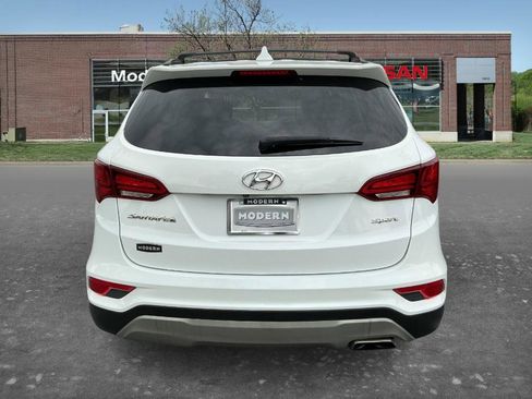 Used 2018 Hyundai Santa Fe Sport w/ 2.4L Value Package 02 FWD image 3