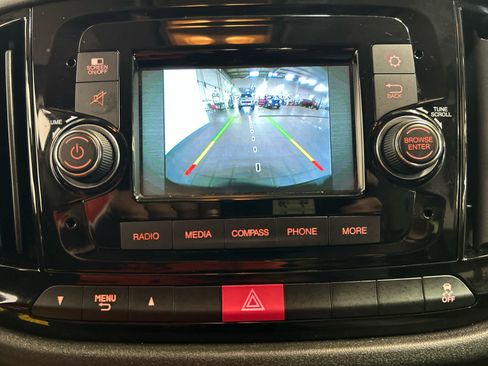 Used 2016 RAM ProMaster City Tradesman w/ Rear Back-up Camera Group FWD image 5