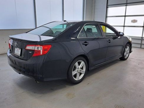 Used 2012 Toyota Camry SE w/ Leather Pkg image 5