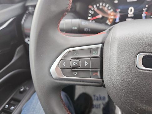 Used 2024 Jeep Compass Trailhawk image 18