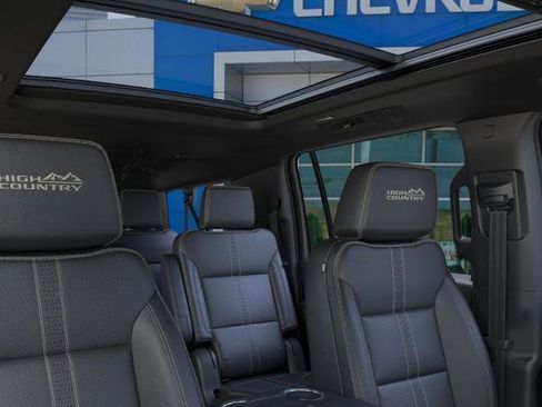 New 2026 Chevrolet Suburban High Country image 48