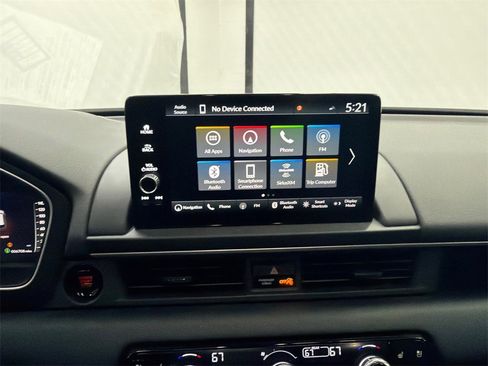 Used 2025 Honda Pilot Black Edition image 30