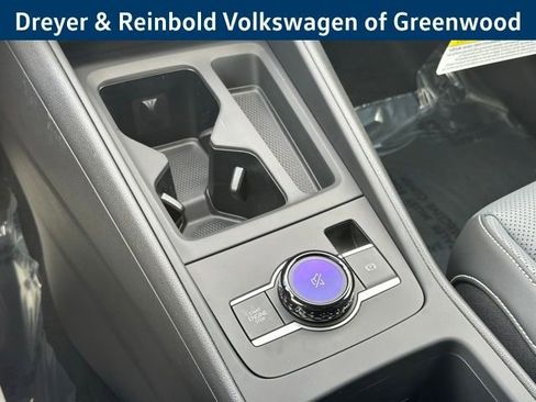 New 2026 Volkswagen Tiguan SE image 21