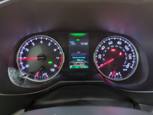 Used 2019 Toyota RAV4 XLE w/ Convenience Package AWD/4WD image 19