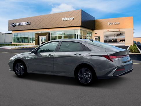 New 2026 Hyundai Elantra Sport FWD image 4