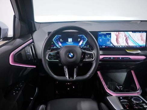 Used 2025 BMW X3 xDrive30i w/ M Sport Package image 11