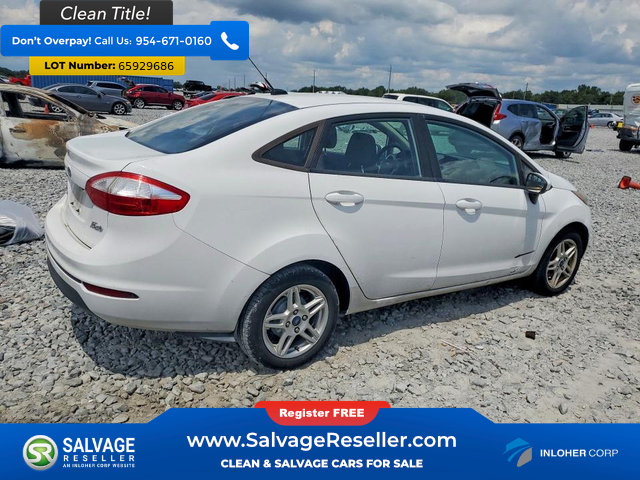 Used 2017 Ford Fiesta SE FWD image 4