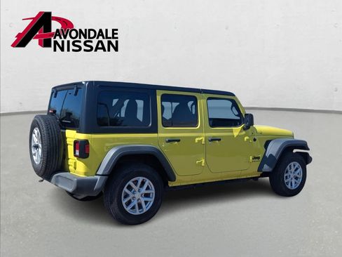 Used 2023 Jeep Wrangler Sport S image 6