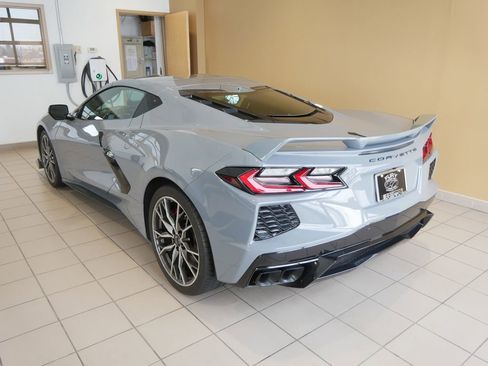 Used 2024 Chevrolet Corvette Stingray Premium Cpe w/ Z51 Performance Package image 5