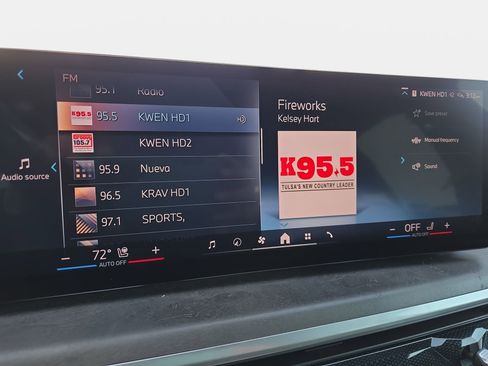 Used 2024 BMW X5 xDrive40i image 21