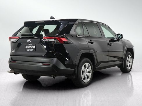 Used 2023 Toyota RAV4 LE FWD image 5