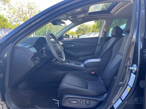 Used 2023 Honda Accord EX image 8
