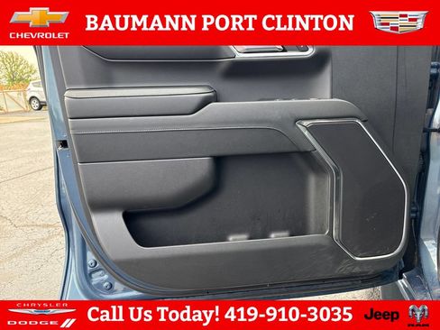 Used 2024 Chevrolet Silverado 1500 LT AWD/4WD image 10